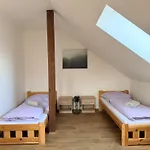 Sleep & Go Czech Republic - Korycany ホステル