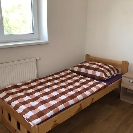 بيت شباب Sleep & Go Czech Republic - Korycany